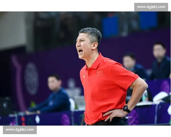 郭士强死亡五小崩盘实录：百回合狂丢 171 分 + 零进攻篮板，战术赌博酿恶果！